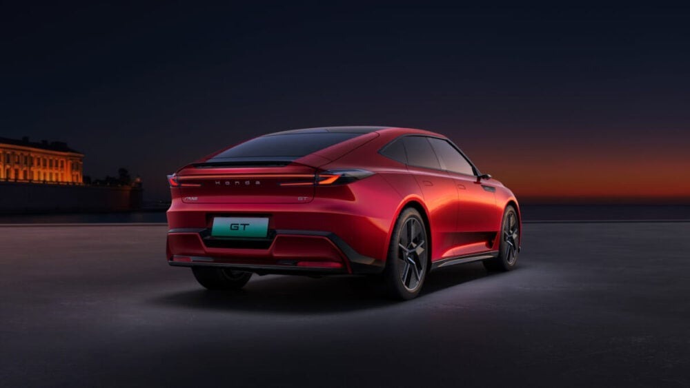 ホンダの新型EV“2つのGT”が世界初公開!「広汽Honda GT」「東風Honda GT」異なる世界観を表現