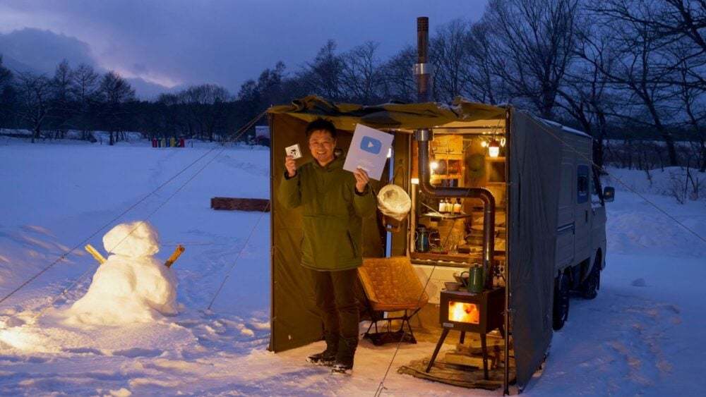 ハイゼットパネルバンをDIYしてキャンプ仕様に☆登録者”20万人以上”の車中泊キャンプYouTuber！