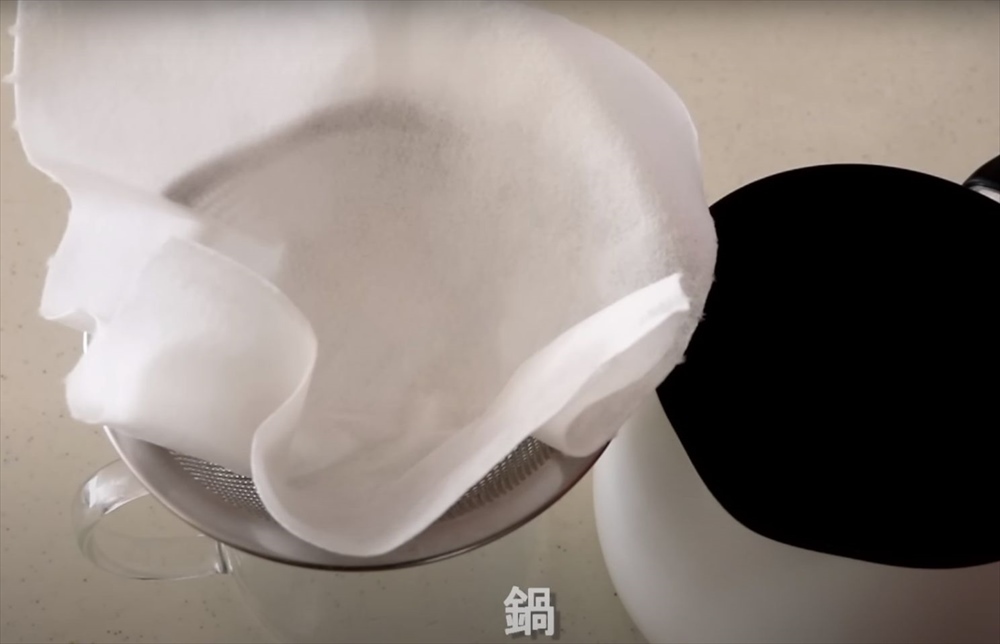 これは世紀の大発明なのでは!?ご家庭で牛乳からクリームチーズがめちゃめちゃ簡単に作れちゃうってよ!!