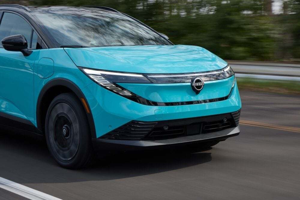 “量販EVのパイオニア”大胆進化！日産が新型「リーフ」を発表…航続距離600km実現の遊び心秘めたクロスオーバーに