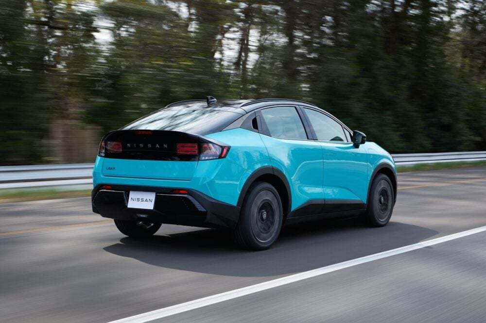 “量販EVのパイオニア”大胆進化！日産が新型「リーフ」を発表…航続距離600km実現の遊び心秘めたクロスオーバーに