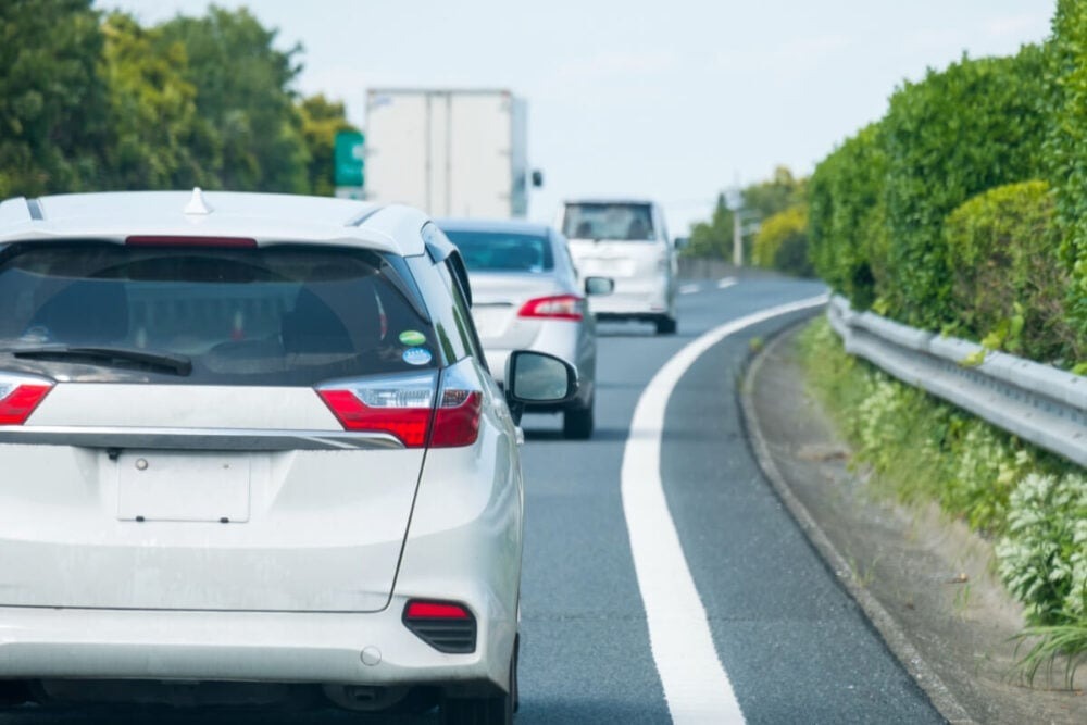 なぜ“あおり運転”した？8割のドライバーが「前の車が遅かった」「割り込まれた」と回答