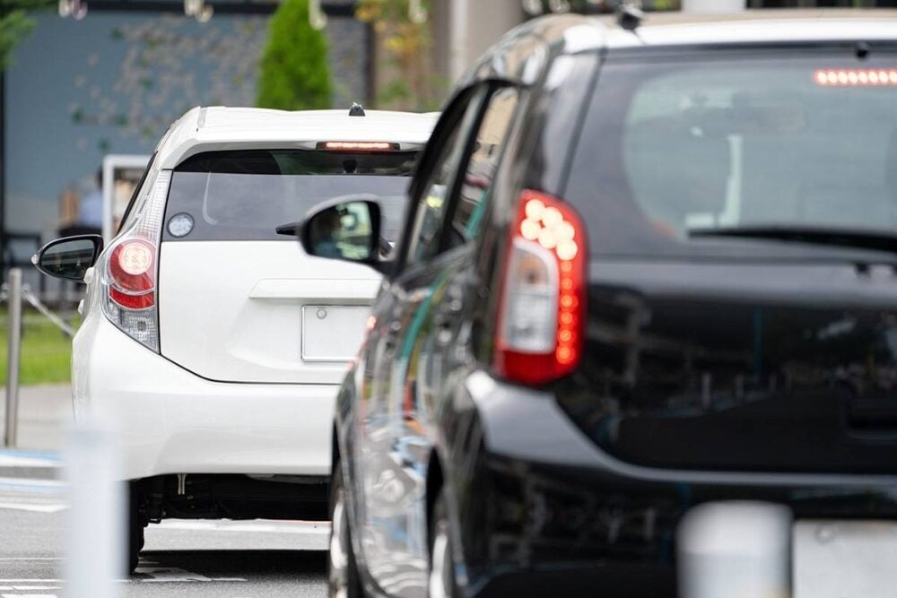 なぜ“あおり運転”した？8割のドライバーが「前の車が遅かった」「割り込まれた」と回答