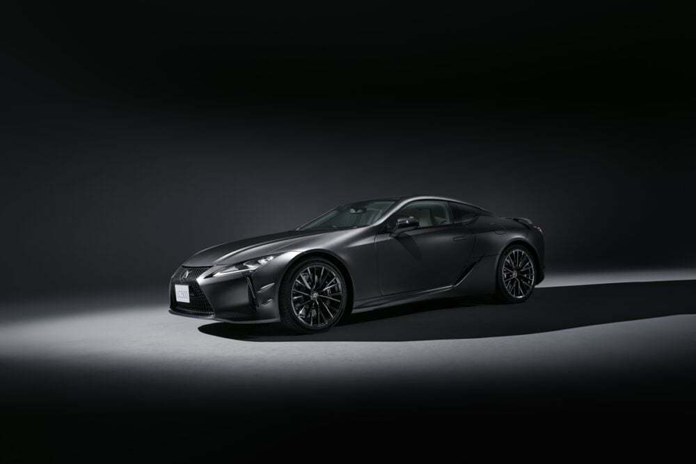 レクサスのフラグシップクーペ「LC」に集大成となる特別仕様車“PINNACLE”登場