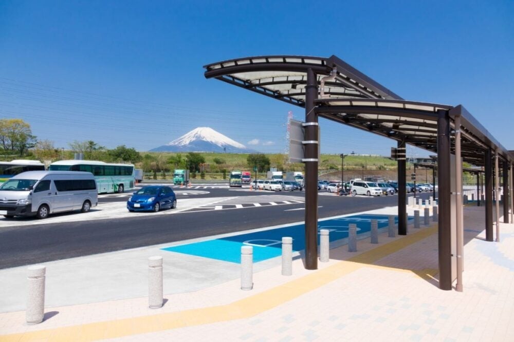 「トイレ行きたい!」に効いた“尿の呼吸・壱ノ型”?尿意、遅刻、口喧嘩…渋滞3点セットを乗り切った人・乗り切れなかった人の話