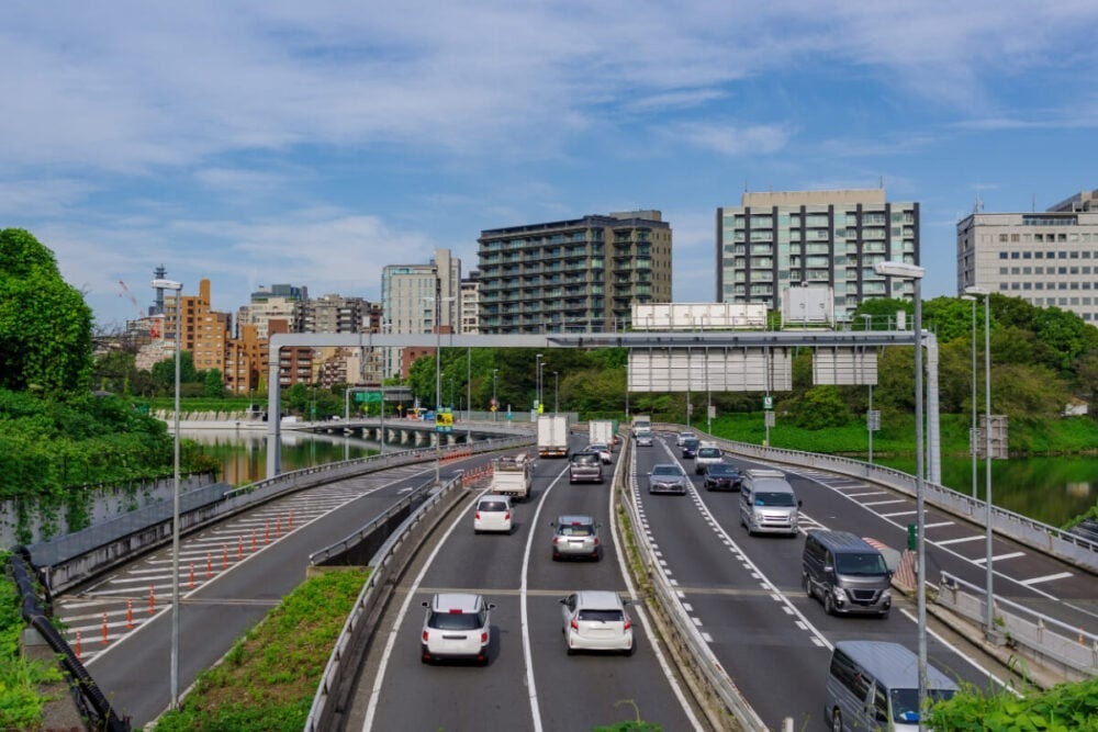 高速道路で起きる事故原因の8割を占める「3つの“不”」とは？