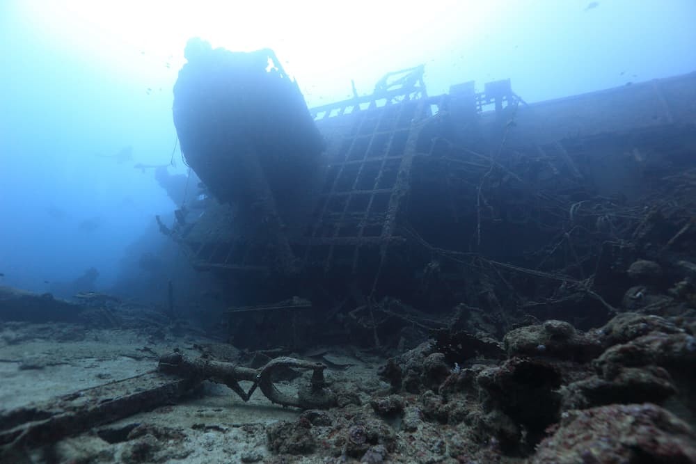 【8/31発売】海に眠る戦争の記憶、レック写真集「続 蒼海の碑銘」を著者・戸村裕行が語る