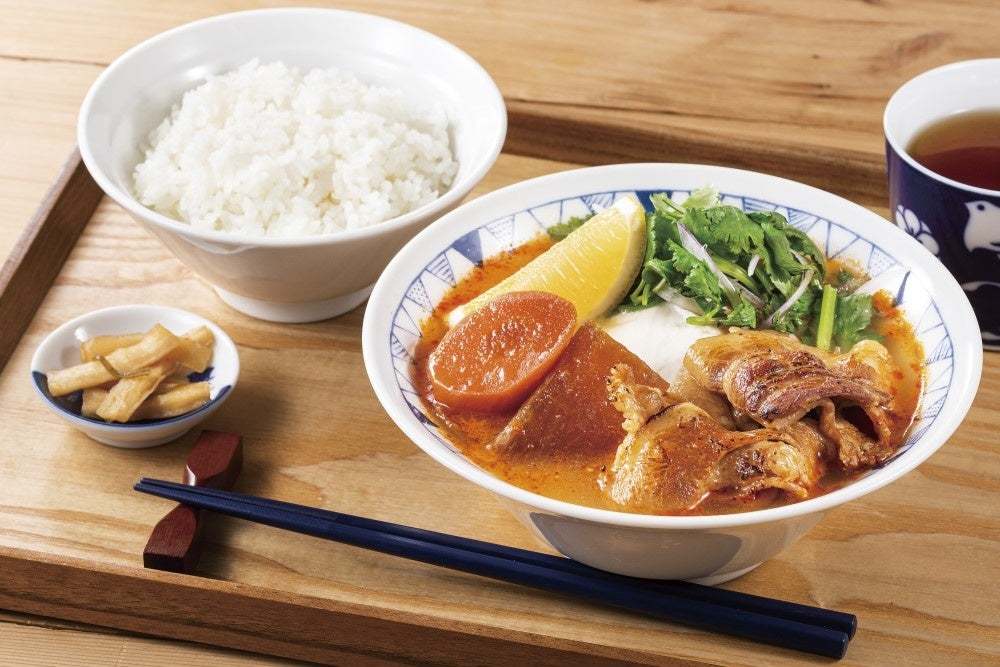 【日本とタイの定番が融合】意外な相性に驚き「麦味噌のトムヤム豚汁定食」豚汁定食専門店「ごちとん」に新登場