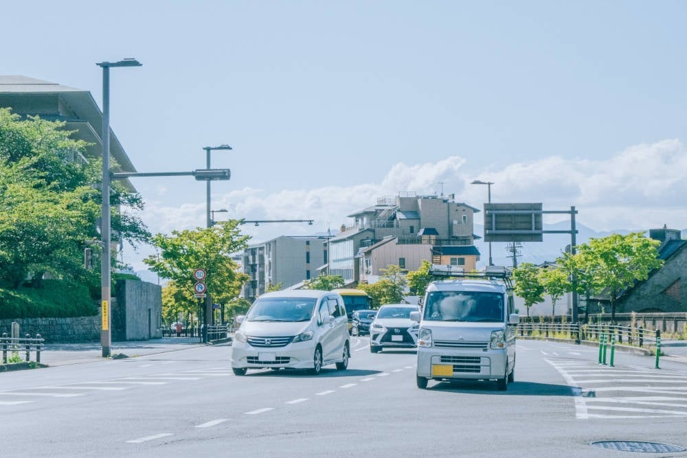 10万Kmで寿命はウソ？実際に走れる距離や愛車を長持ちさせる方法を調査してみた