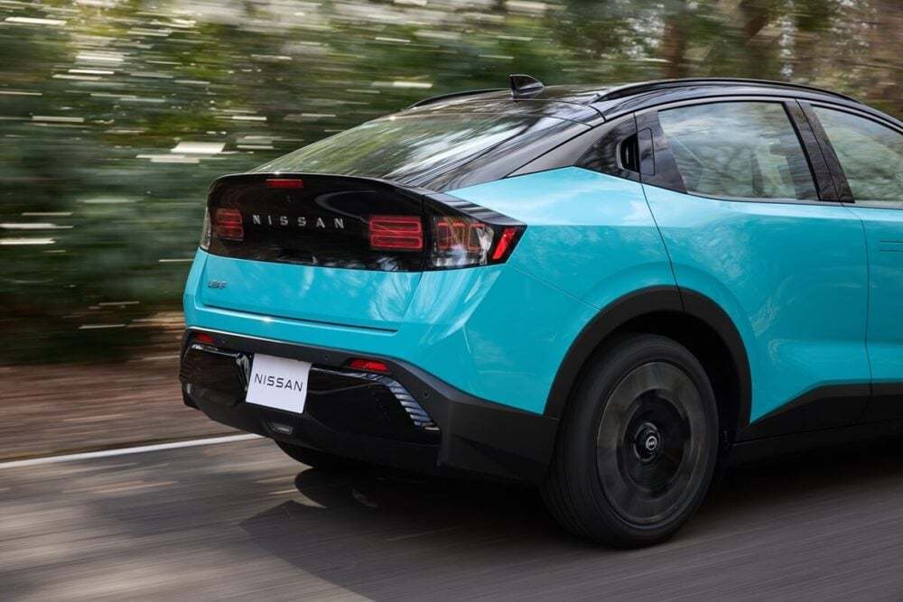 “量販EVのパイオニア”大胆進化！日産が新型「リーフ」を発表…航続距離600km実現の遊び心秘めたクロスオーバーに