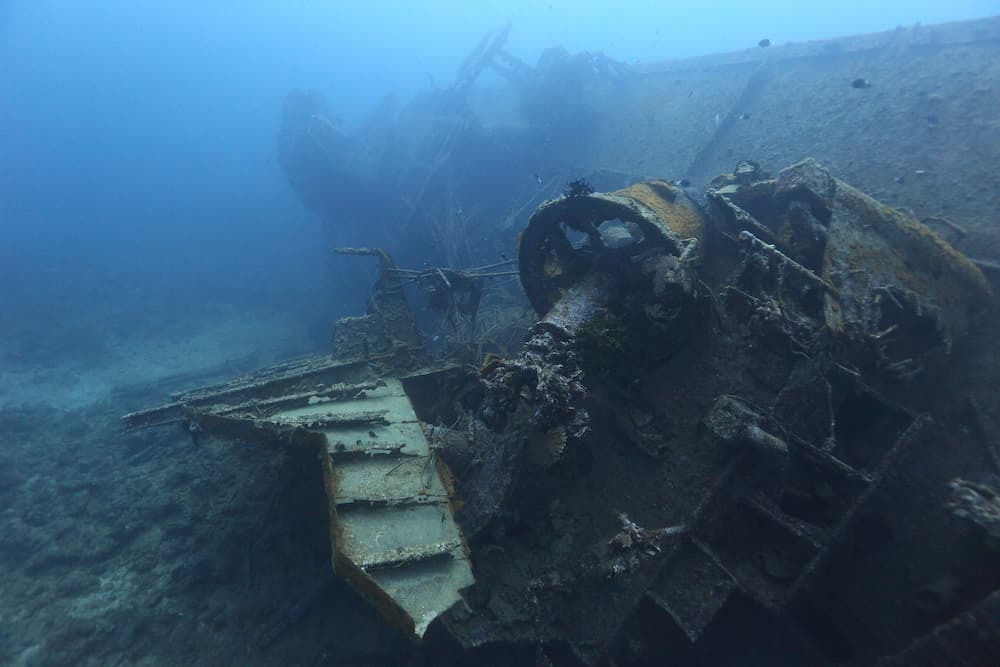 【8/31発売】海に眠る戦争の記憶、レック写真集「続 蒼海の碑銘」を著者・戸村裕行が語る