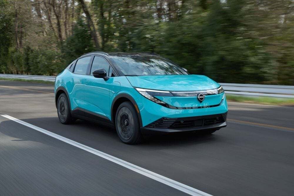 “量販EVのパイオニア”大胆進化！日産が新型「リーフ」を発表…航続距離600km実現の遊び心秘めたクロスオーバーに