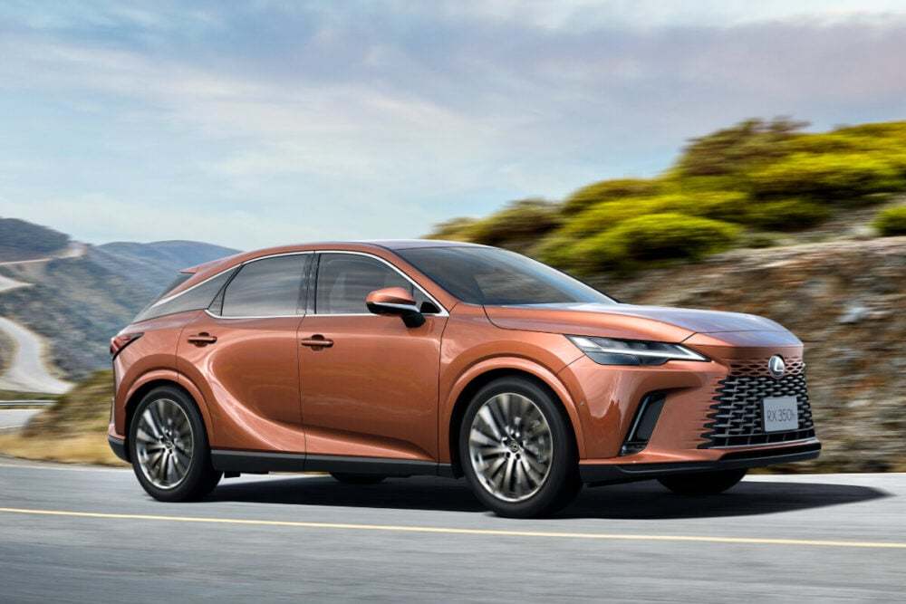 レクサス『RX』、一部改良で2.5Lハイブリッドエンジングレード「RX350h」が追加