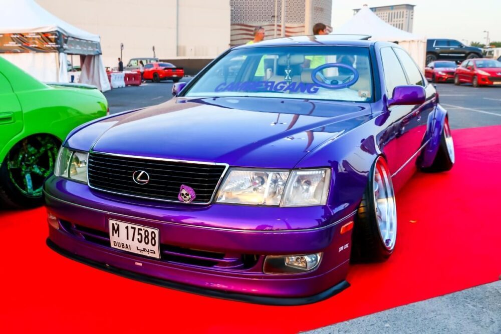 ヤン車あるある・鬼キャンとは?車検は通る?カスタム方法や事故の危険性を解説