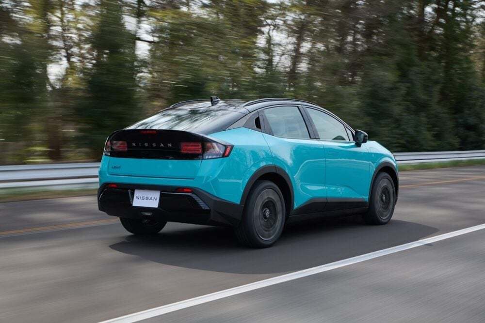 “量販EVのパイオニア”大胆進化！日産が新型「リーフ」を発表…航続距離600km実現の遊び心秘めたクロスオーバーに