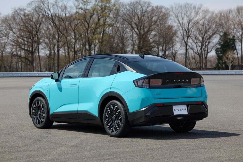 “量販EVのパイオニア”大胆進化！日産が新型「リーフ」を発表…航続距離600km実現の遊び心秘めたクロスオーバーに