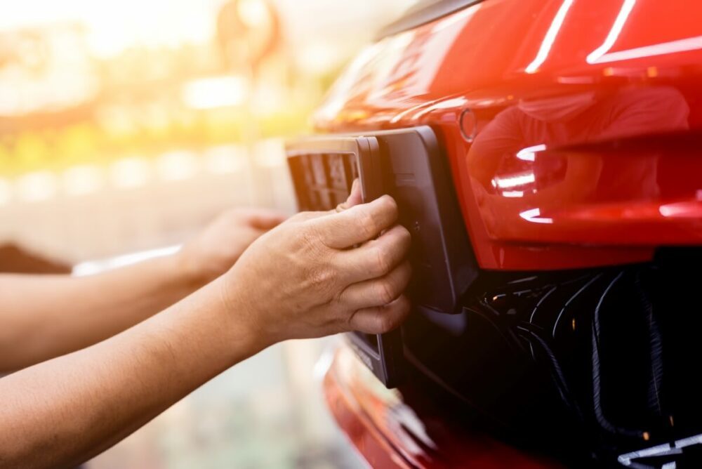 「草ヒロ」って何?車好きならたまらんジオラマ感!トンデモない名車も紛れてる場合も
