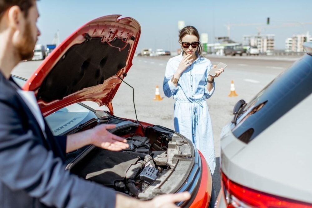 「車で歩行者ひいちゃった…でも軽く当たっただけ。“大丈夫です”って言ってたしこれくらいなら通報はいらないよね」後日“ひき逃げ”扱いに!?