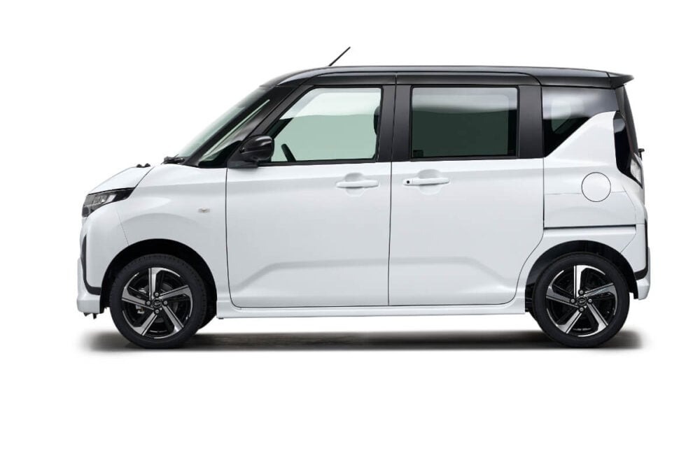 ダイハツ「ムーヴ」フルモデルチェンジの新型を先行公開!11年ぶりの刷新で初のスライドドア採用、6月発売