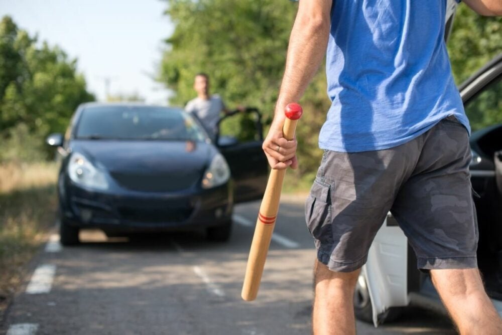 あおり運転をするドライバーは「自分より弱い人間しか狙わない」小心者？被害に遭いやすい車とその理由が情けなさすぎた…