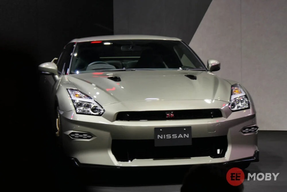 「GT-Rの集大成」日産がGT-R 2024年モデル発表!R34風にデザイン刷新