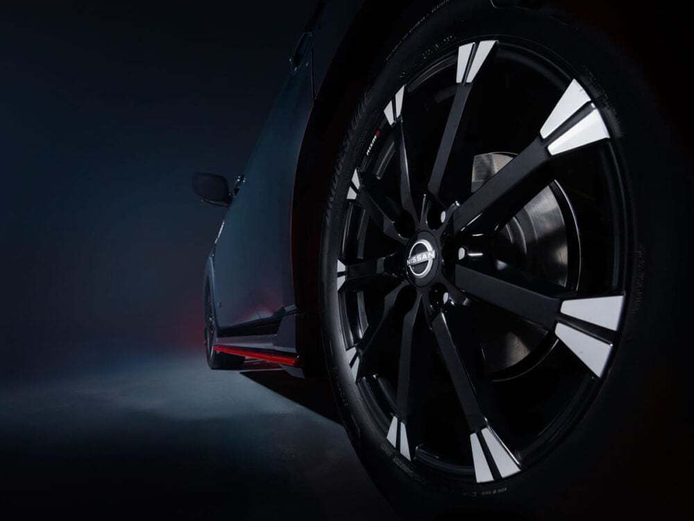 専用チューニングで約500馬力!日産のハイパフォーマンスSUV「パトロールNISMO」公開!7月より中東向けに発売