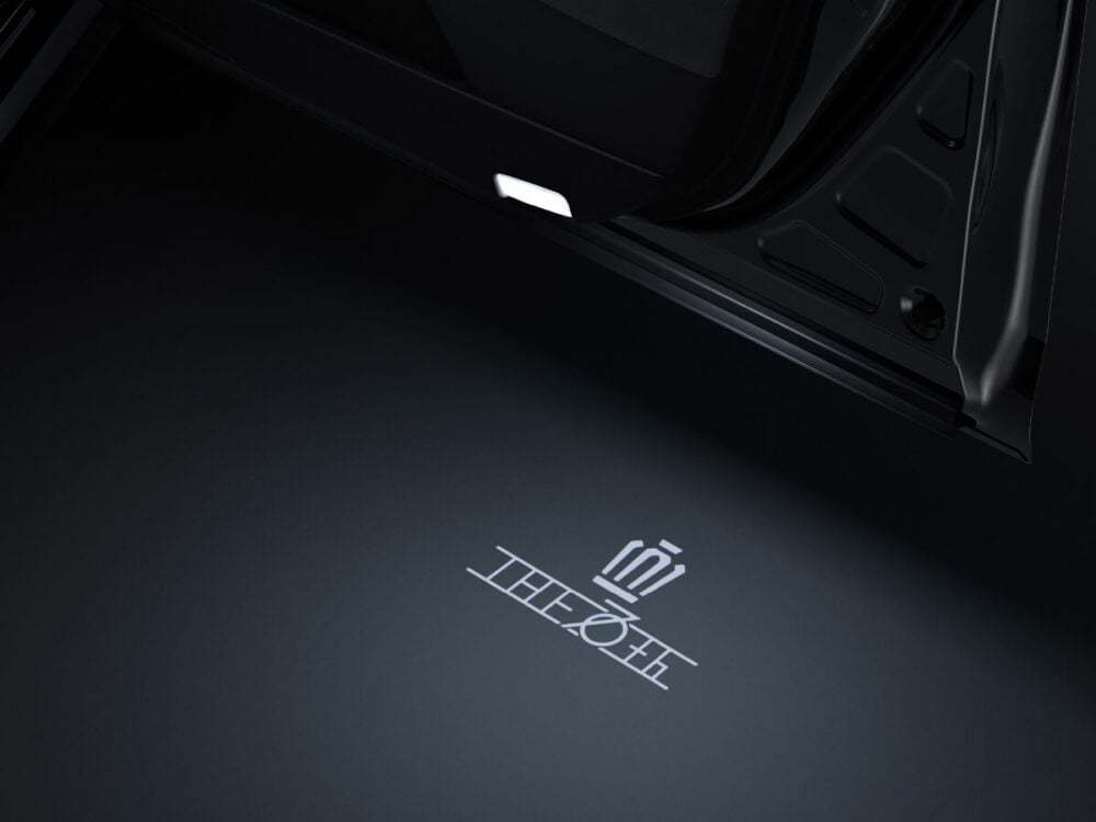 トヨタ「クラウン セダン」に70周年記念車「THE 70-th」とマットメタルの“THE CROWN”限定車が登場!6月2日発売