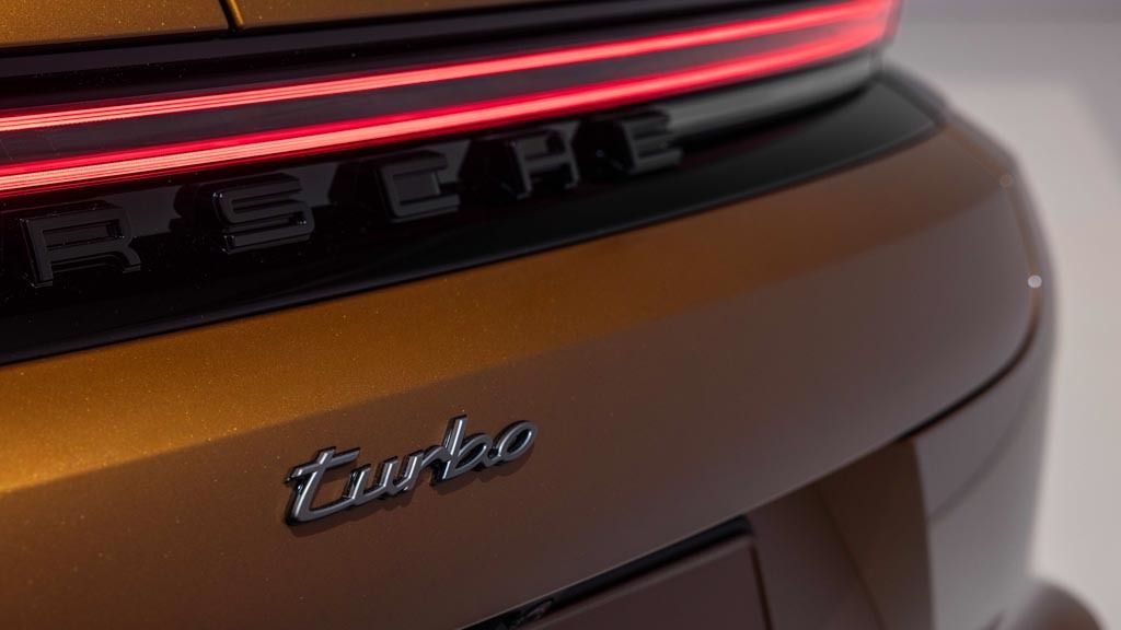 よりデジタルに、より豪華に、より効率的に。新型「パナメーラ」、第3世代となるスポーツラグジュアリーセダン