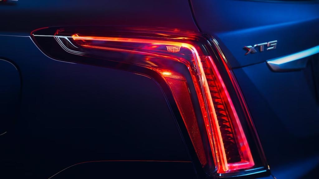 質の高いラグジュアリー性とスポーツ性能を両立！ キャデラックのミドルクラスSUV｢XT5｣が誇る､代表的な5つの特徴｡