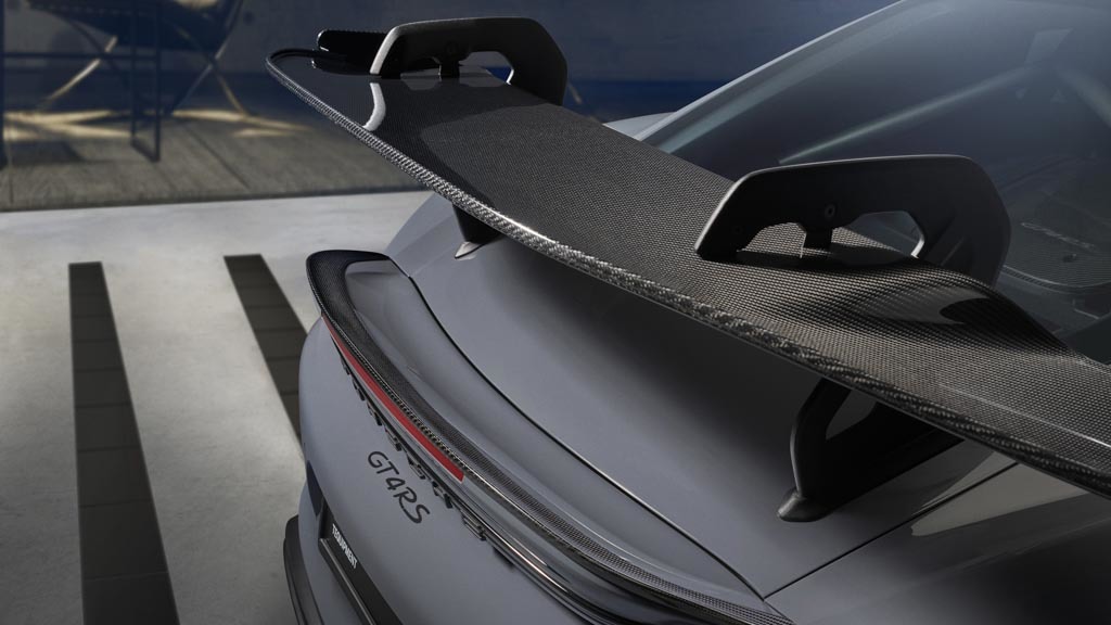 ポルシェ「718ケイマンGT4 RS」、「マンタイ・キット」で最高のパフォーマンスを発揮！