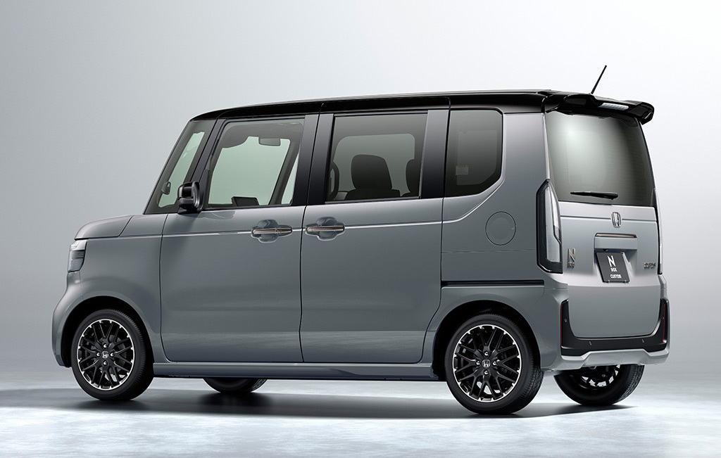 上質さが感じられるデザインに進化! 新型「ホンダ・N-BOX」発売