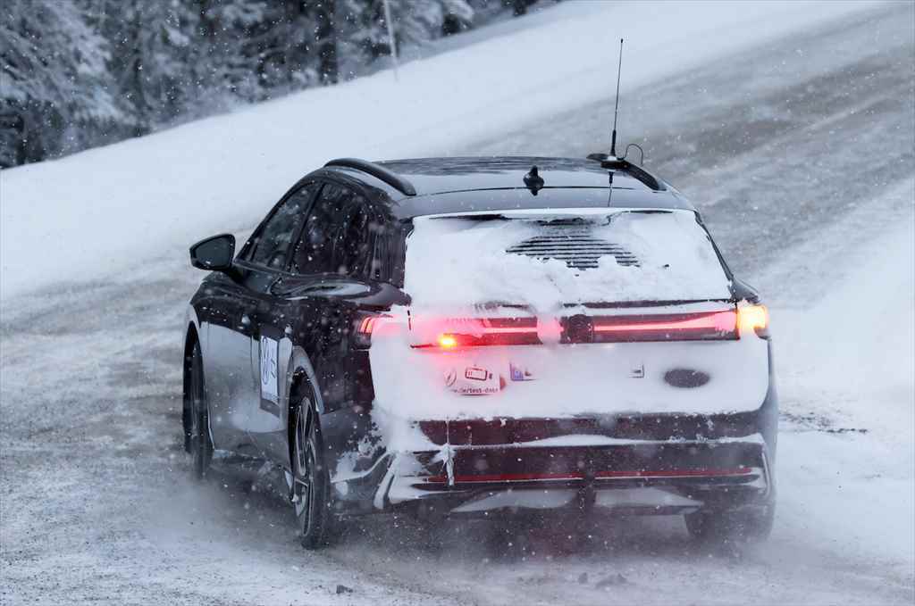 【スクープ】これがVW史上初のEVワゴンだ！「ID.7ツアラー」が2024年の上半期デビューへ！