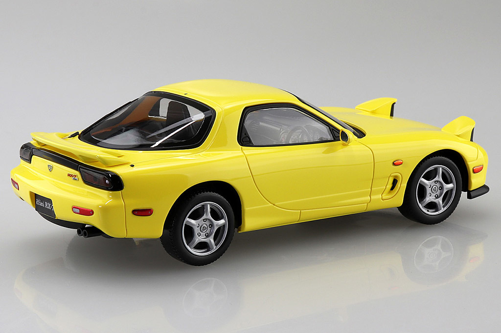 アオシマ楽プラ「FD3S RX-7」に新色登場！人気のコンペティションイエローとモンテゴブルーが仲間入り