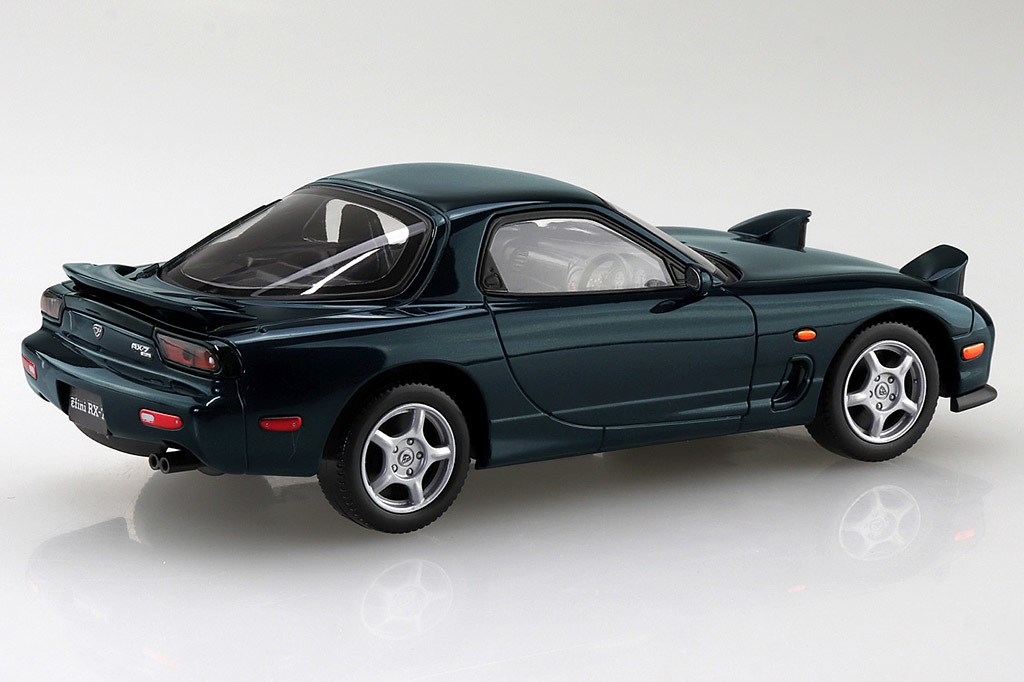 アオシマ楽プラ「FD3S RX-7」に新色登場！人気のコンペティションイエローとモンテゴブルーが仲間入り