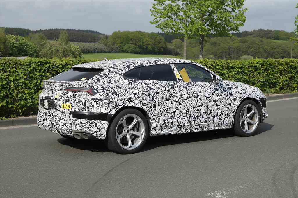 【スクープ】ランボルギーニ「ウルス」の最強モデルとなるPHEV版は2023年内デビューへ!