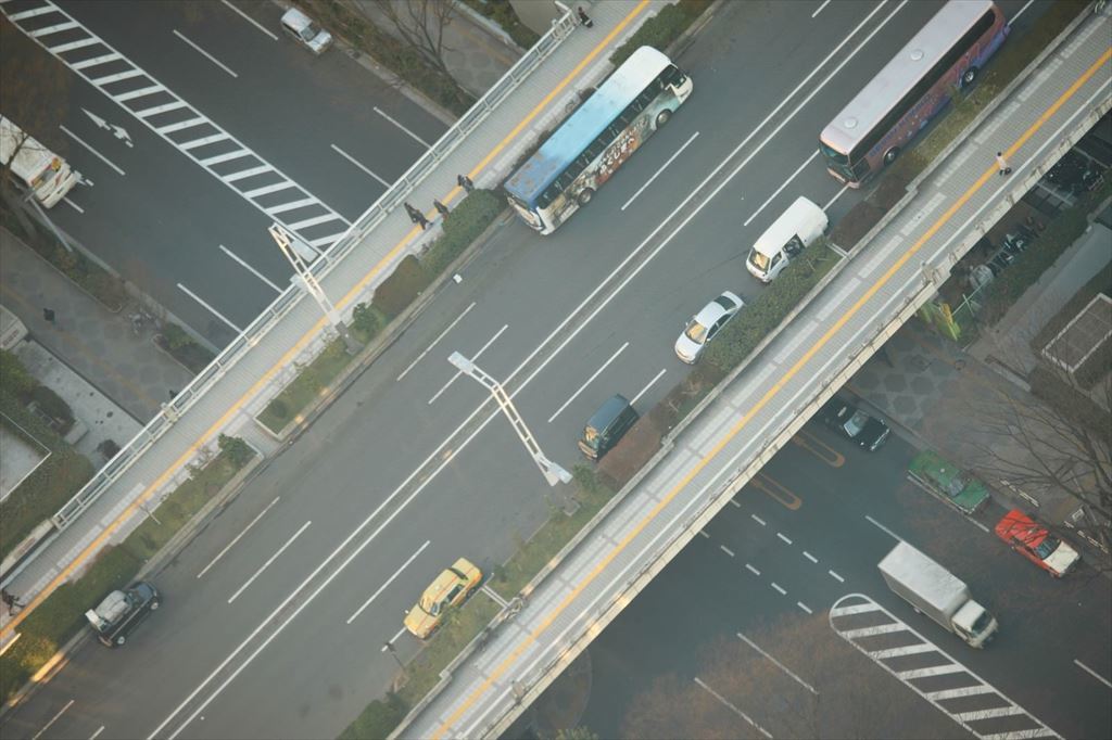 日常よく見かけるような運転を採点したら試験場の運転試験の合格点に到達するのか!?