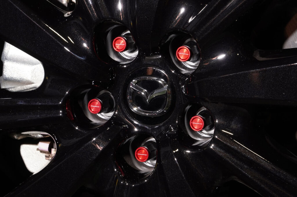 Autoexe、デザイン性と質感を向上させた「ホイールナットセット」新発売