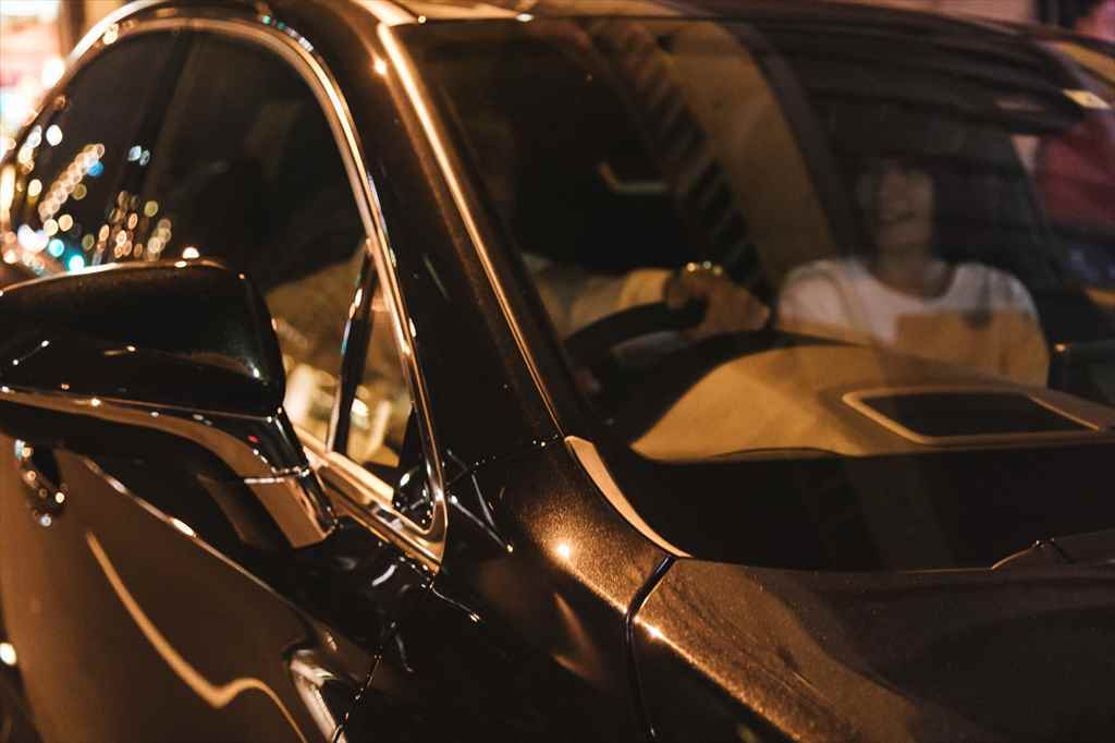 「窓ガラスが曇って前が見えない!」運転中の困りごとの対処法
