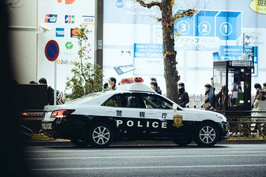 もしも交通事故を起こしてしまったとき、現場で運転者や目撃者が取るべき行動とは?