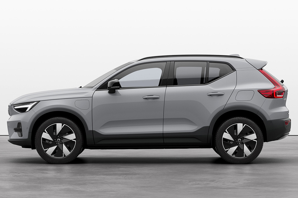 ボルボ、「XC40リチャージ」を「EX40」に車名変更！特別仕様車「ブラックエディション」も発売！