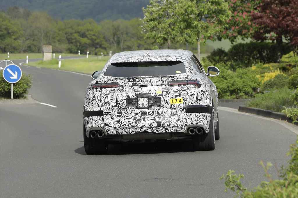 【スクープ】ランボルギーニ「ウルス」の最強モデルとなるPHEV版は2023年内デビューへ!