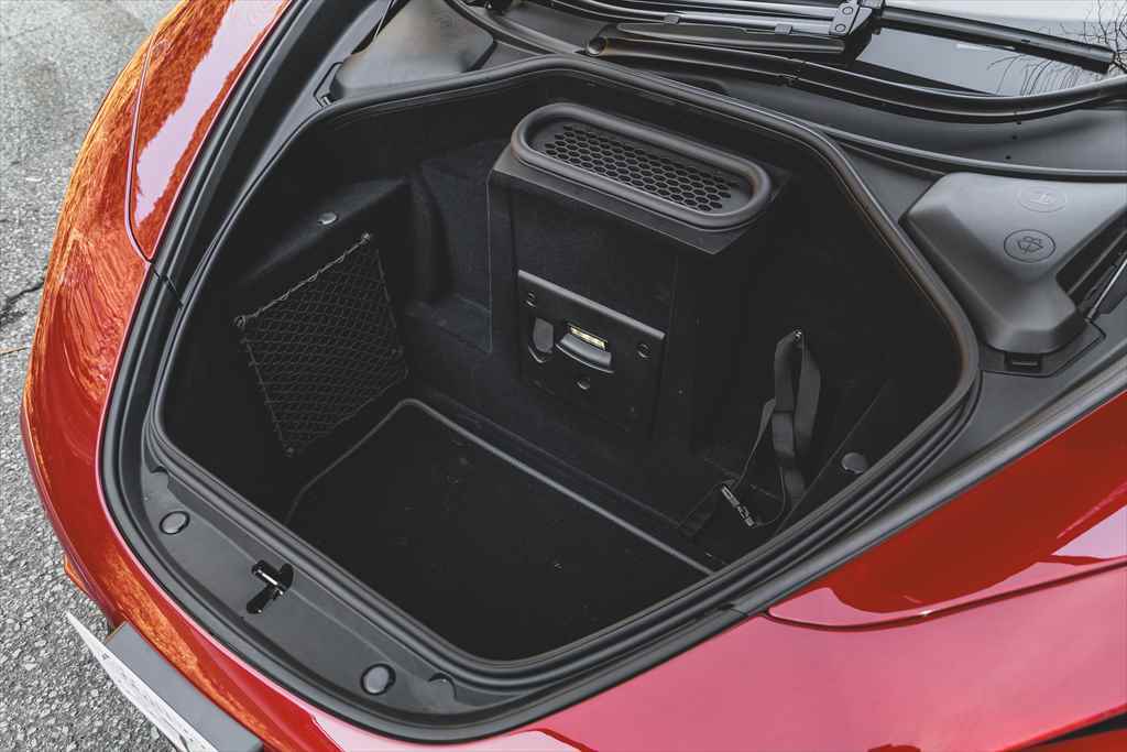 ドライバーを虜にしてしまうほどの巧みな旋回性能を披露!「マクラーレン750Sスパイダー」【野口 優のスーパースポーツ一刀両断!】