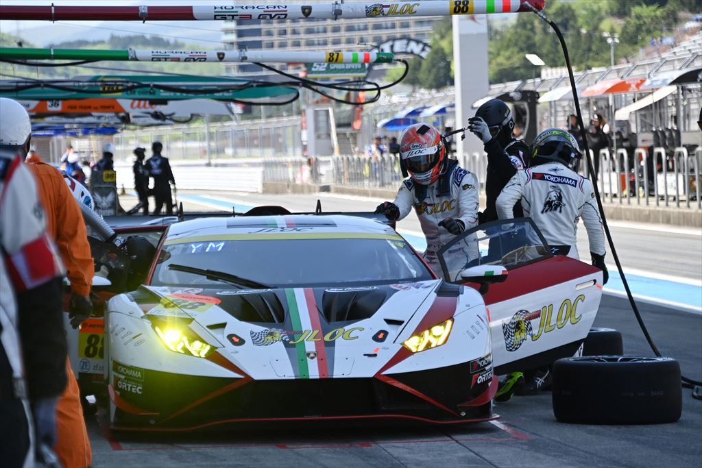 JLOCランボルギーニGT3がポール・トゥ・ウインで見事完勝！ 第2戦富士ラウンドGT300クラスリポート