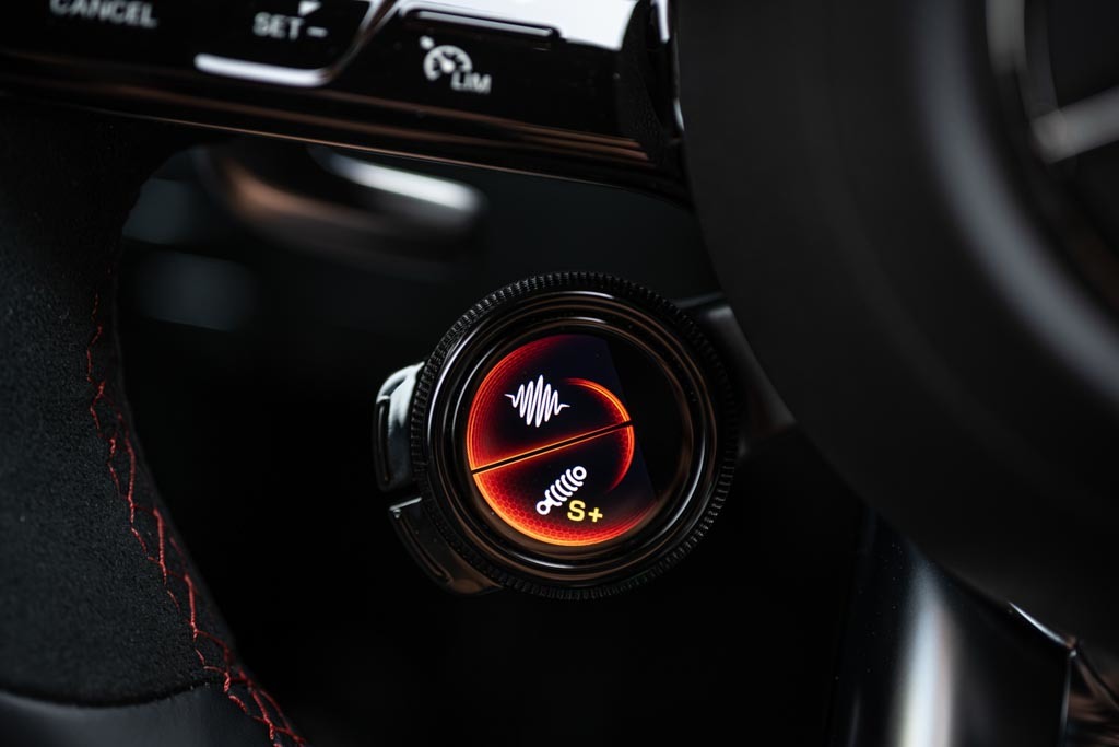 F1技術採用の駆動システム採用！ メルセデスAMG､｢GT63 S E PERFORMANCE｣追加