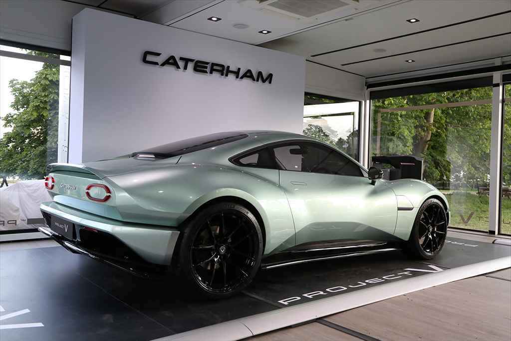 スーパーセブンを生産する英国屈指のバックヤードビルダー「ケータハム」が、グッドウッド・フェスティバル・オブ・スピードでEVスポーツクーペの「プロジェクトV」をお披露目！