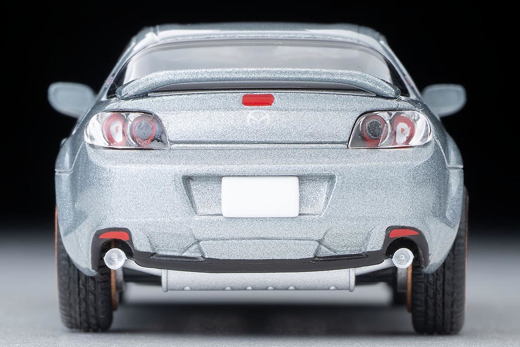 ロクヨンなのにエンジン再現!トミーテック、「マツダRX-8」をついにミニカー化!【モデルカーズ】