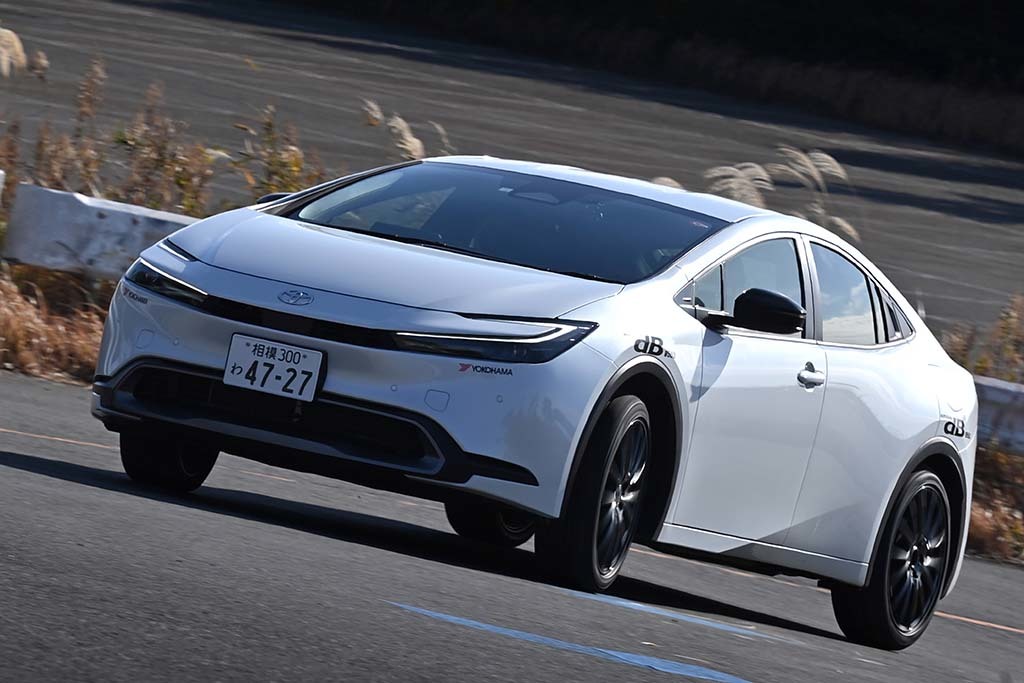 【NEW TIRE TEST】摩耗しても静粛性が持続するプレミアムコンフォートタイヤ「ヨコハマ・アドバンdB V553」