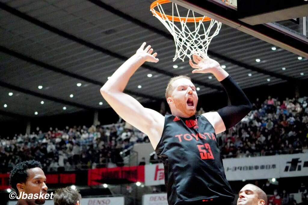 【Bリーグ】A東京が千葉Jを撃破 サイズはダブルダブル「自分がエネルギー溢れるプレーでいい影響もたらせた」/ Bリーグクラブ新記録8919人