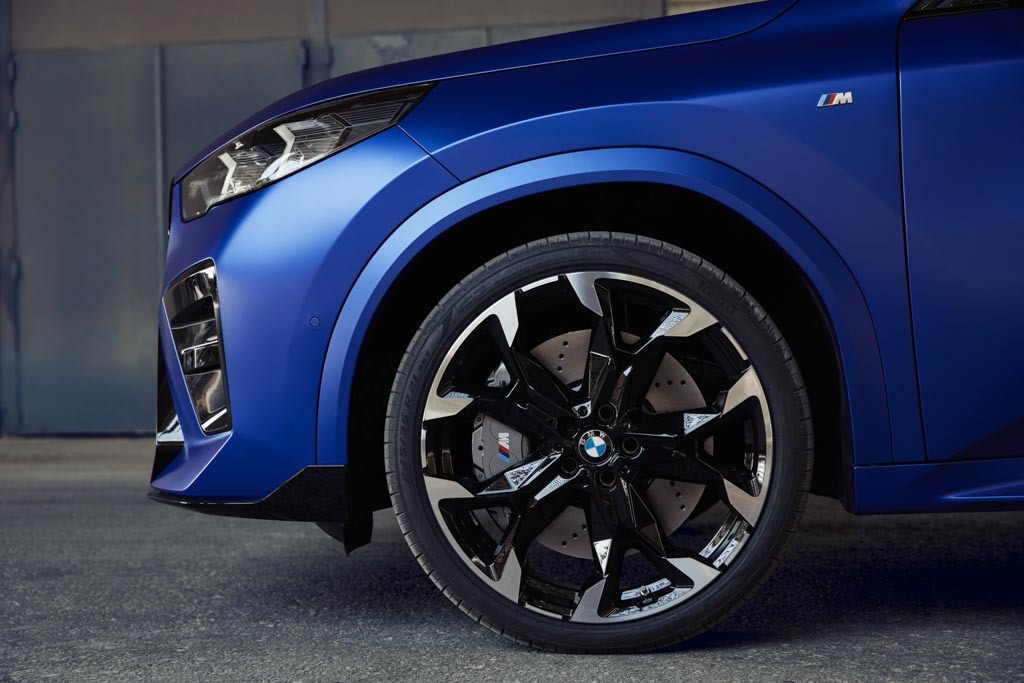 さらにスポーティで先進的な第2世代「BMW X2」「BMW iX2」が登場、「ジャパン モビリティ ショー」にも出展