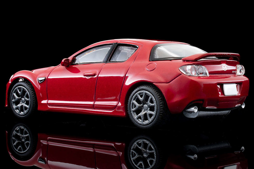 ロクヨンなのにエンジン再現!トミーテック、「マツダRX-8」をついにミニカー化!【モデルカーズ】